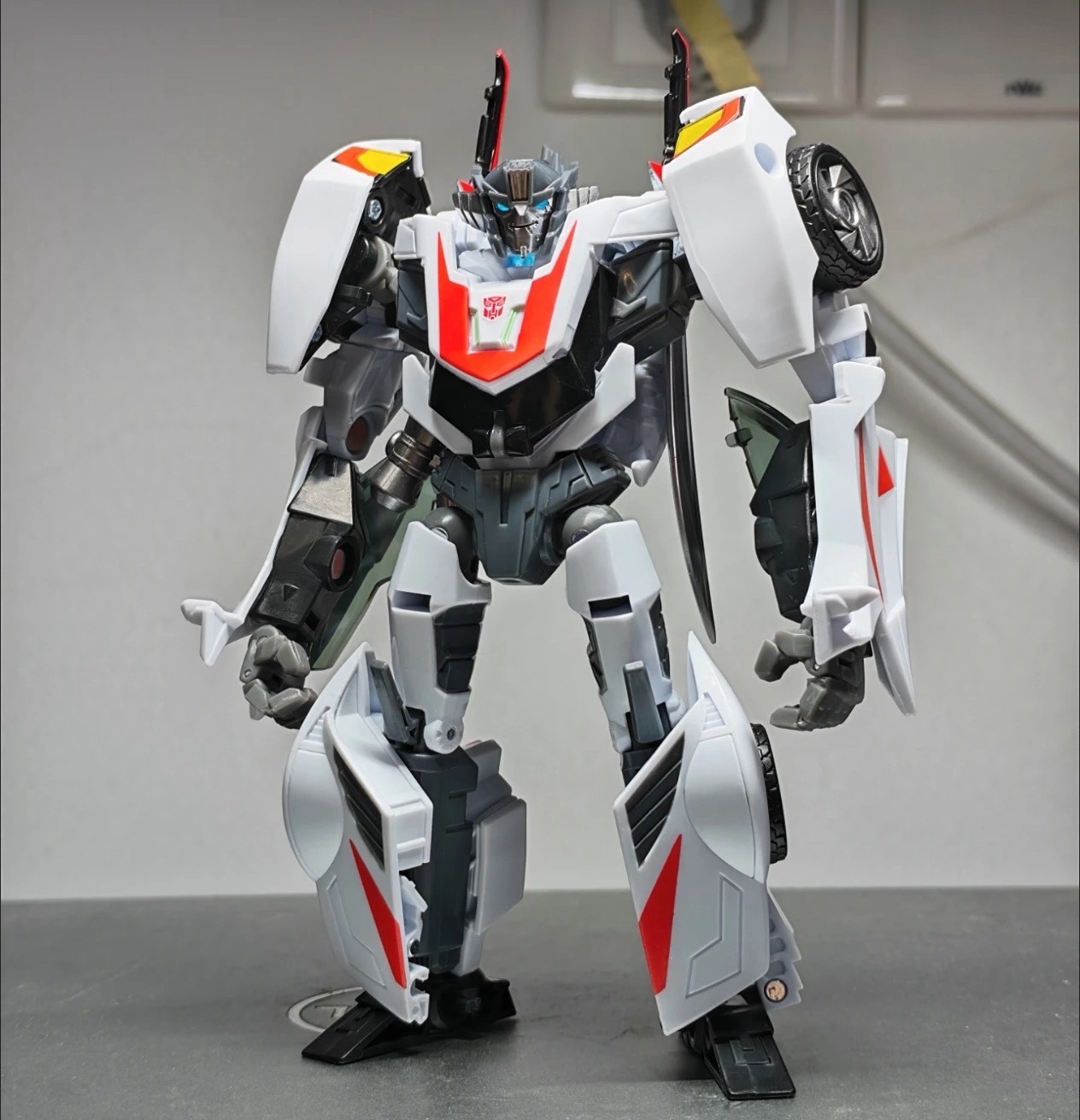 APC Transformation Toys IDW Wh - огляд і ціна Robot Car Kit